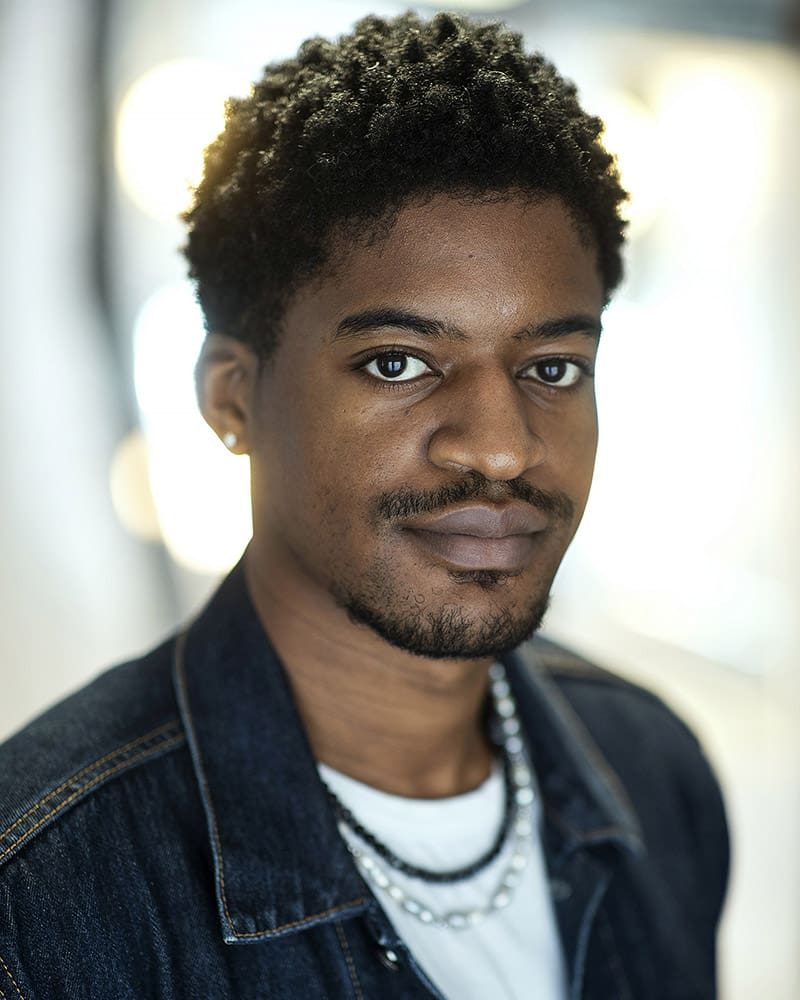 Serious studio headshot of actor Lara Brook Simpson taken by London headshot photographer Remy Hunter