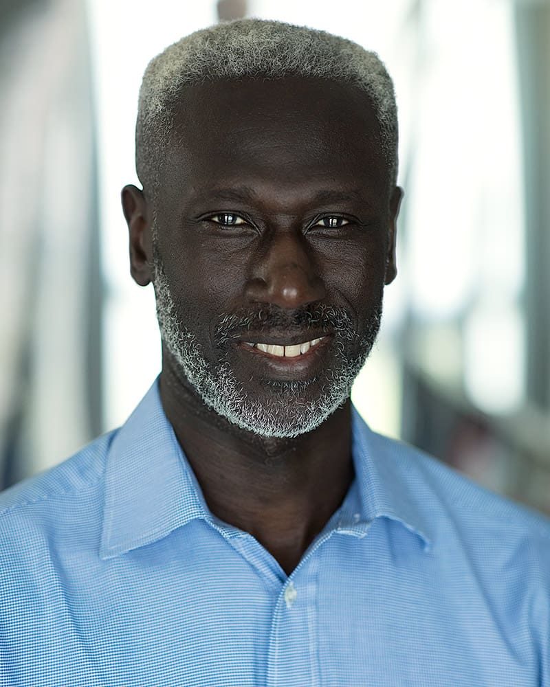 Smiley natural light professional actors headshot of model and actors Fernando Oliveira